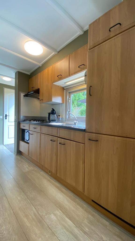 Gemoderniseerd En Modern Chalet Bij Het Bos Rijs Zewnętrze zdjęcie